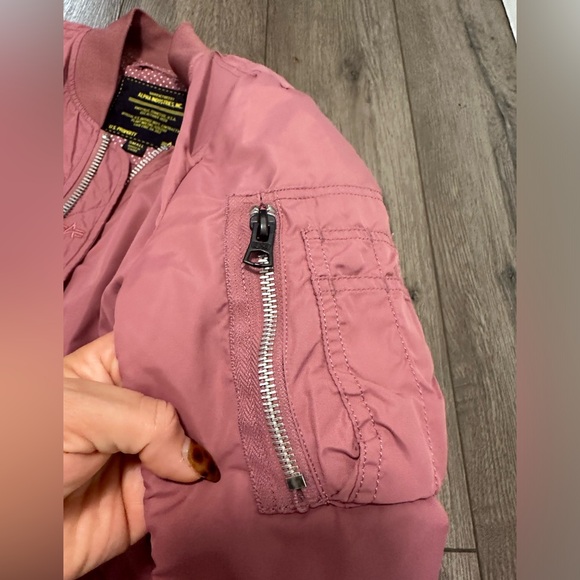 Alpha Industries MA1 59 Bomber Jacket in Dusty Pink - Picture 8 of 8